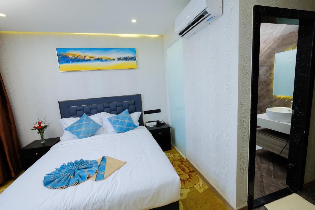 Diamond Hotel Thu Dau Mot Extérieur photo